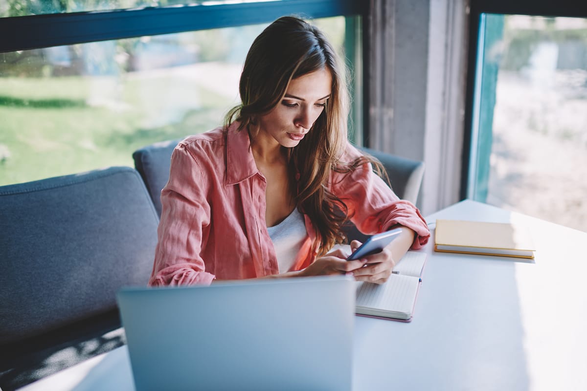 Video Chat With Woman